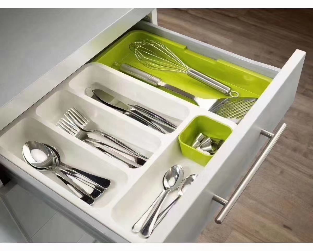 Adjustable Retractable Kitchen Drawer Organizer – Expandable & Space-Saving Storage